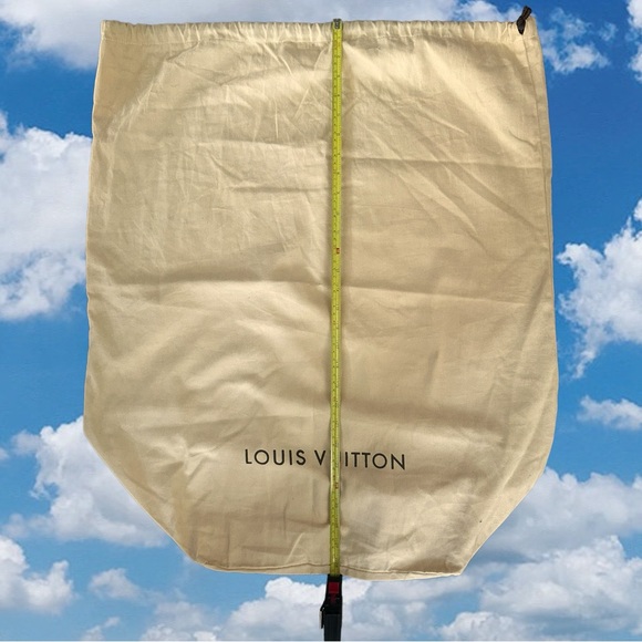 Louis Vuitton Extra Large Authentic Drawstring Dust Bag 24.5x29 - Picture 4 of 9